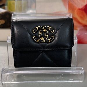 Chanel small Black Leather Wallet with Gold Chain Accent 11x9cm